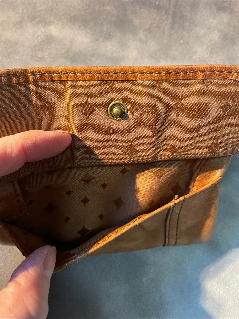 Fossil Tan Leather Wallet | Long Live Vintage